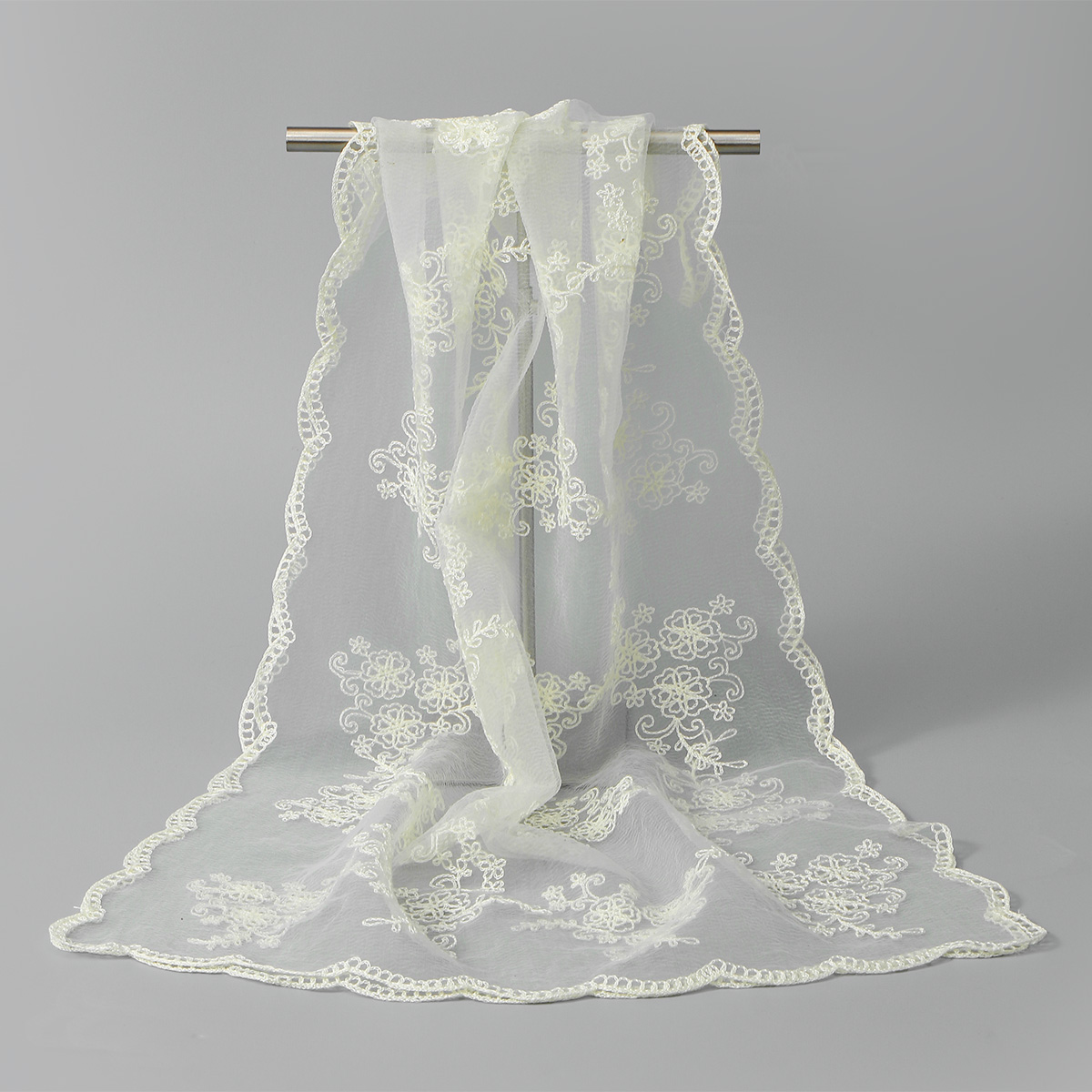 Embroidery Shawl - Lenço Feminino Elegante de Renda com