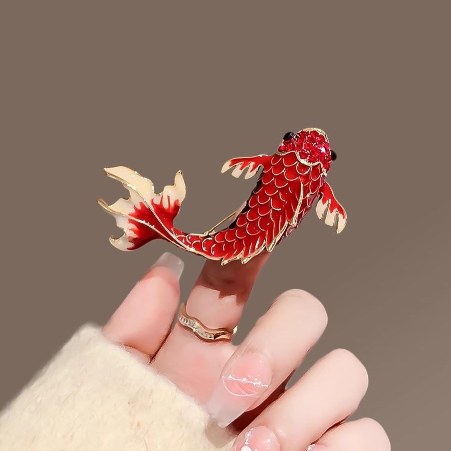 Embroidery Red - Broche Koi vermelho Pin Esmalte Peito