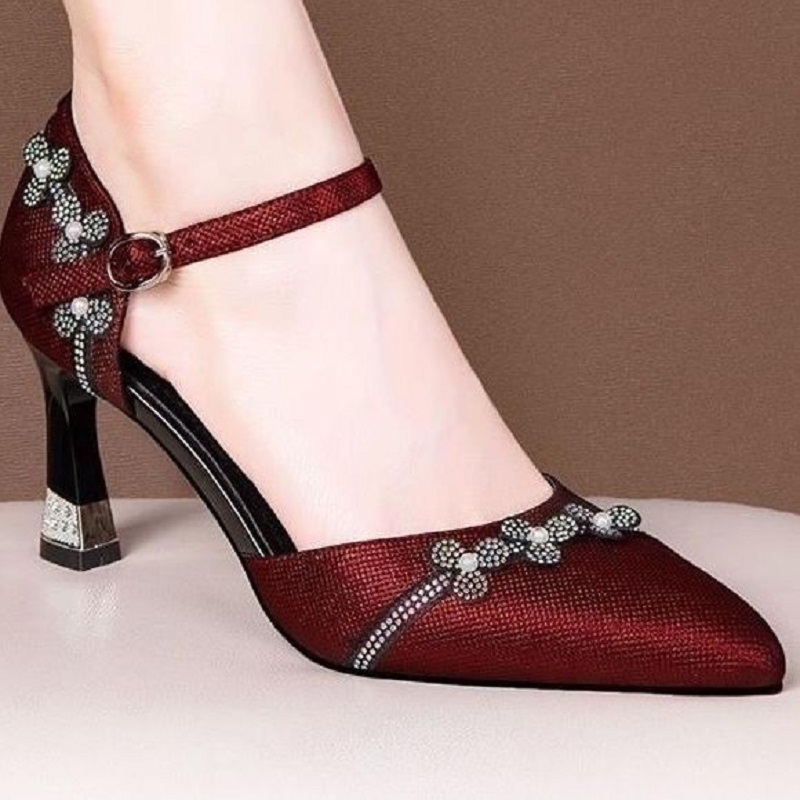 Sapatos femininos com fivela e - Embroidery Red avaliação e preço