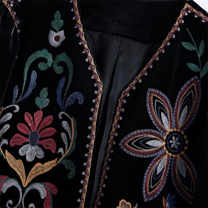Jaqueta Cropped de Veludo Bord - Embroidery Jacket avaliação e preço