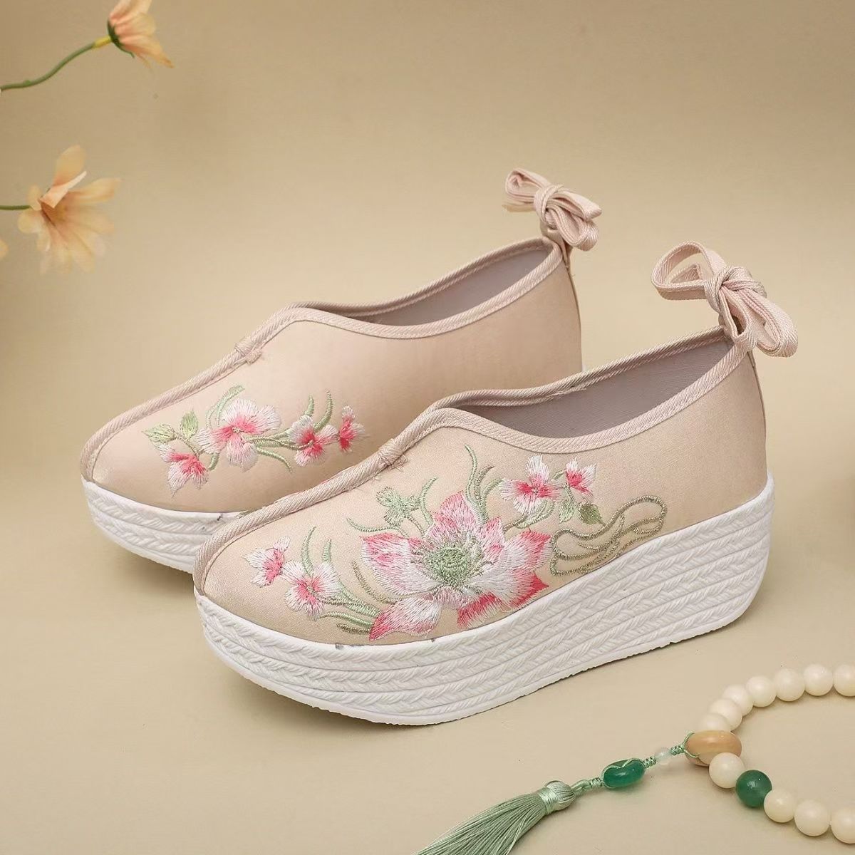 Sapatos Femininos de Estilo Ét - Embroidery Horse avaliação e preço