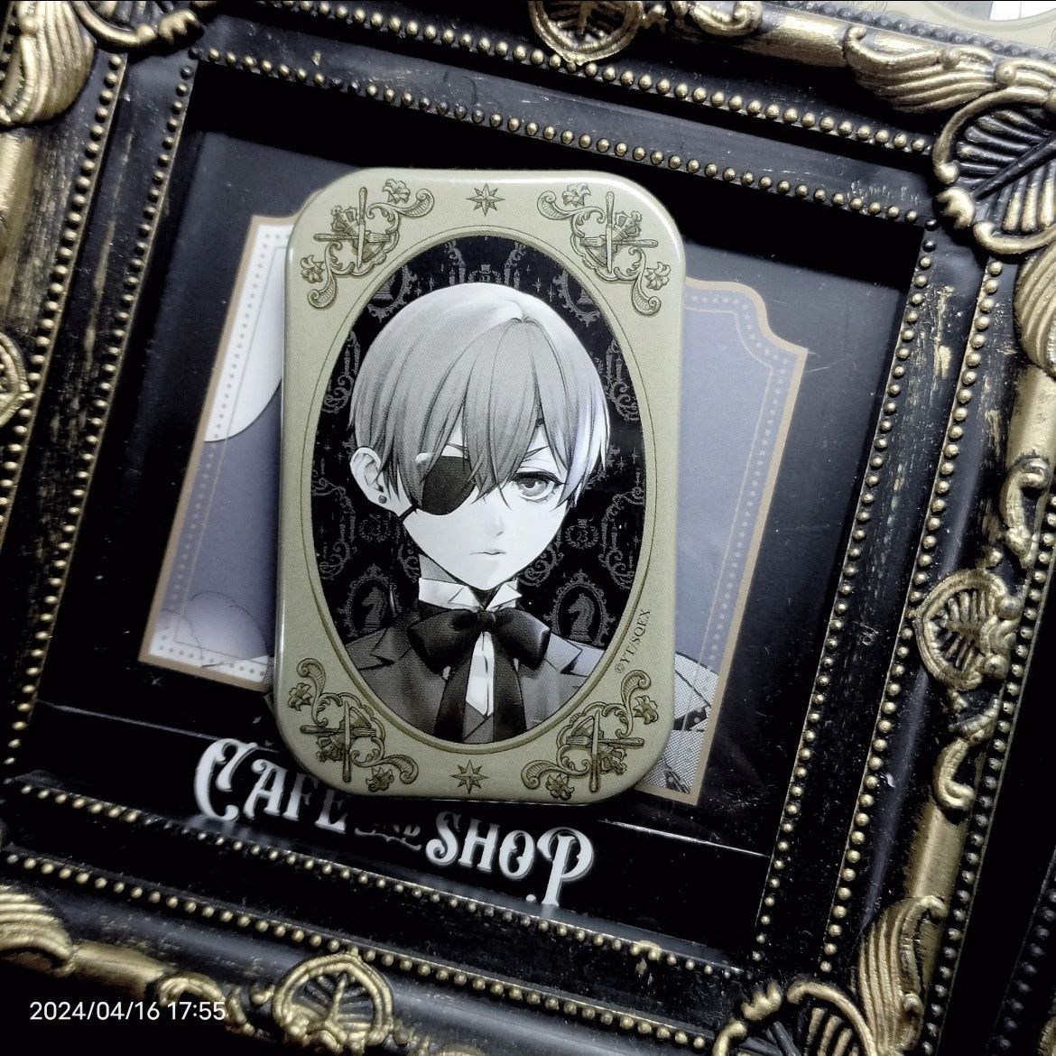 Broche de Metal Black Butler S - Embroidery Simple avaliação e preço