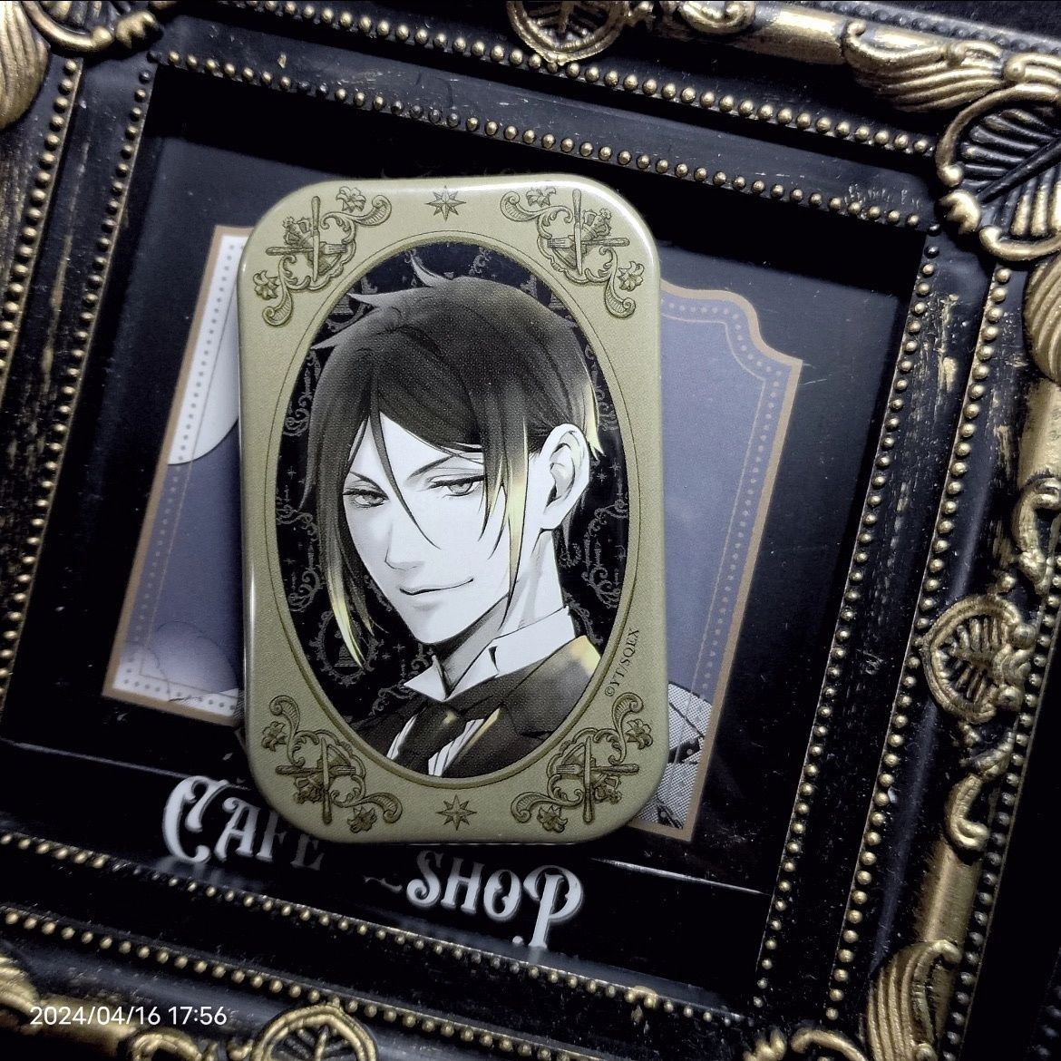 Broche de Metal Black Butler S - Embroidery Simple avaliação e preço