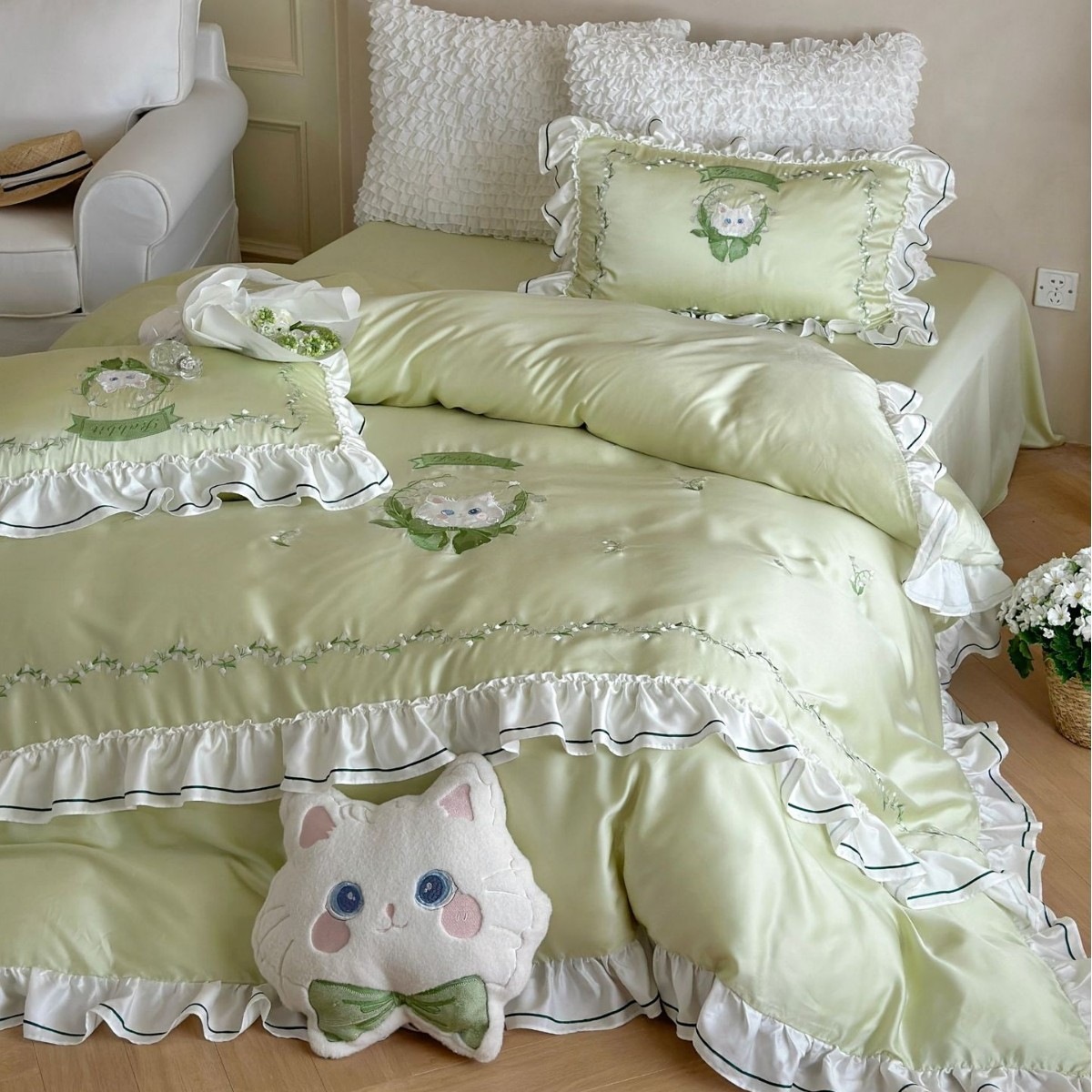 Conjunto de quatro peças em te - Embroidery Quilt Cover avaliação e preço