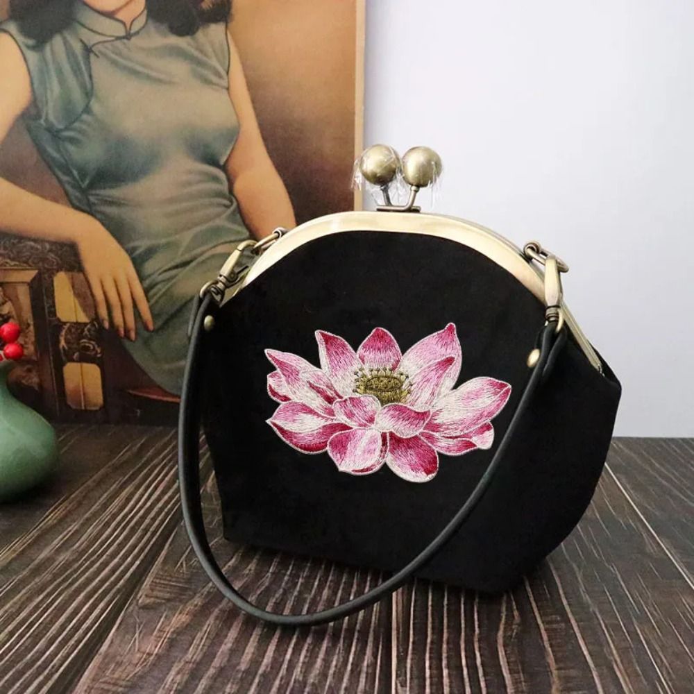O remendo bordado flor do lótu - Embroidery Flower Pattern avaliação e preço