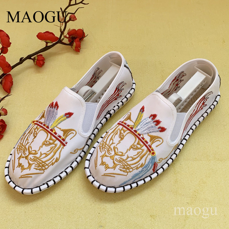 Sapatos Slip-On Unissex Estilo - Embroidery Free Pattern avaliação e preço