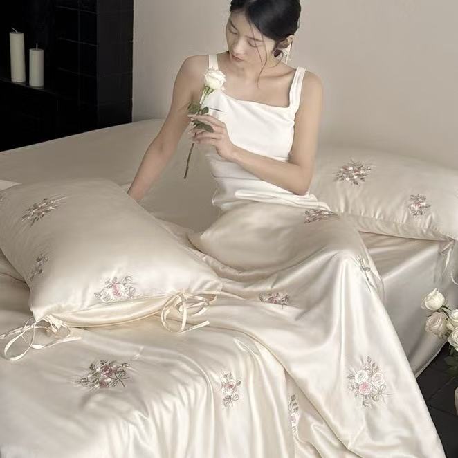 Luxo frança estilo lyocell fib - Embroidery Quilt Cover avaliação e preço