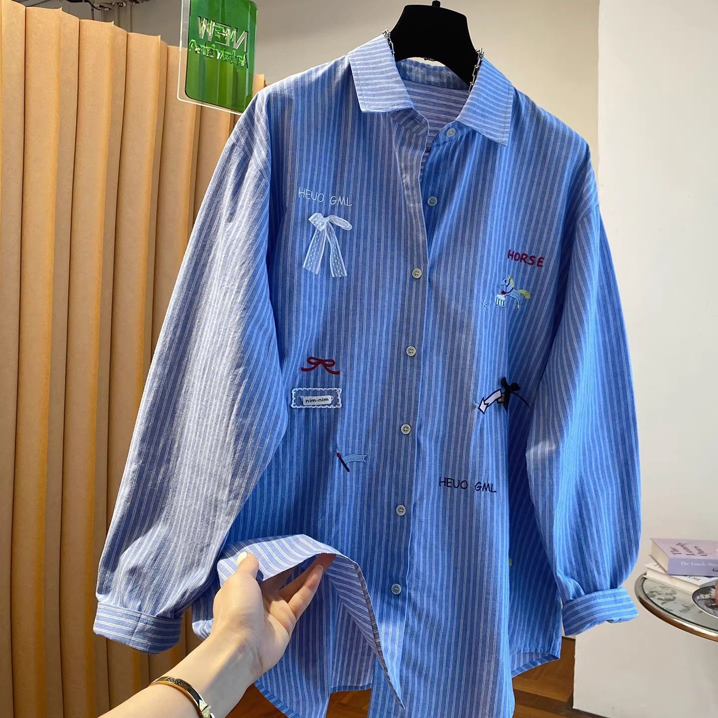 Camisa Feminina Coreana Azul B - Embroidery Jacket avaliação e preço